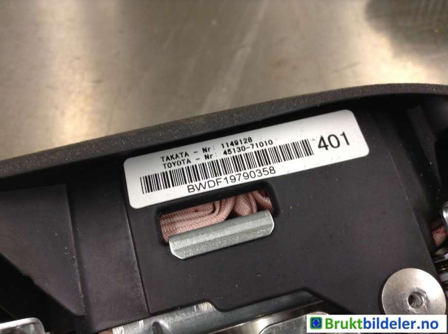 Airbag rattpute til Toyota Hilux 2012-2016  (TOYOTA|45130-0K070-B0|1149128|)