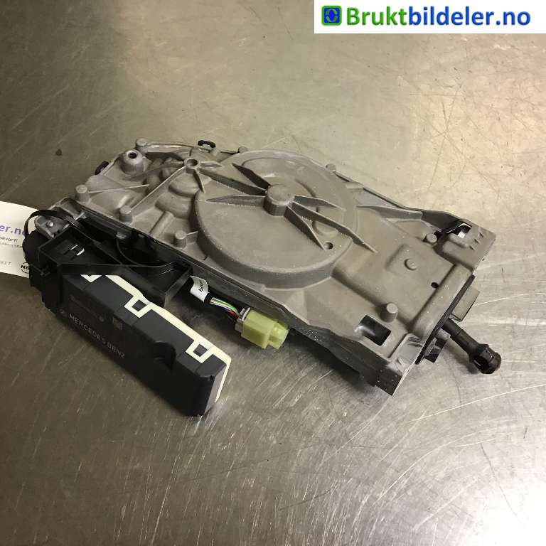 Baklukeåpner motor til Mercedes EQC 2019-->> (MERCEDES|A 099 906 47 03|E46529-100|)