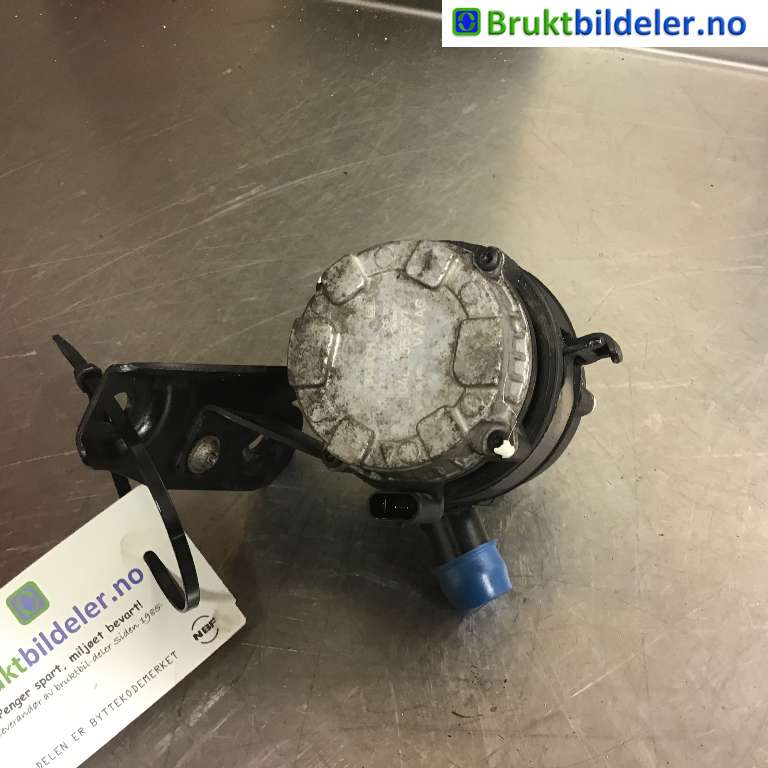 Sirkulasjonspumpe til VW Passat 2015-2019 (Fase 1) (B8) (B8) (VOLKSWAGEN|04L 965 567|0 392 024 003|)