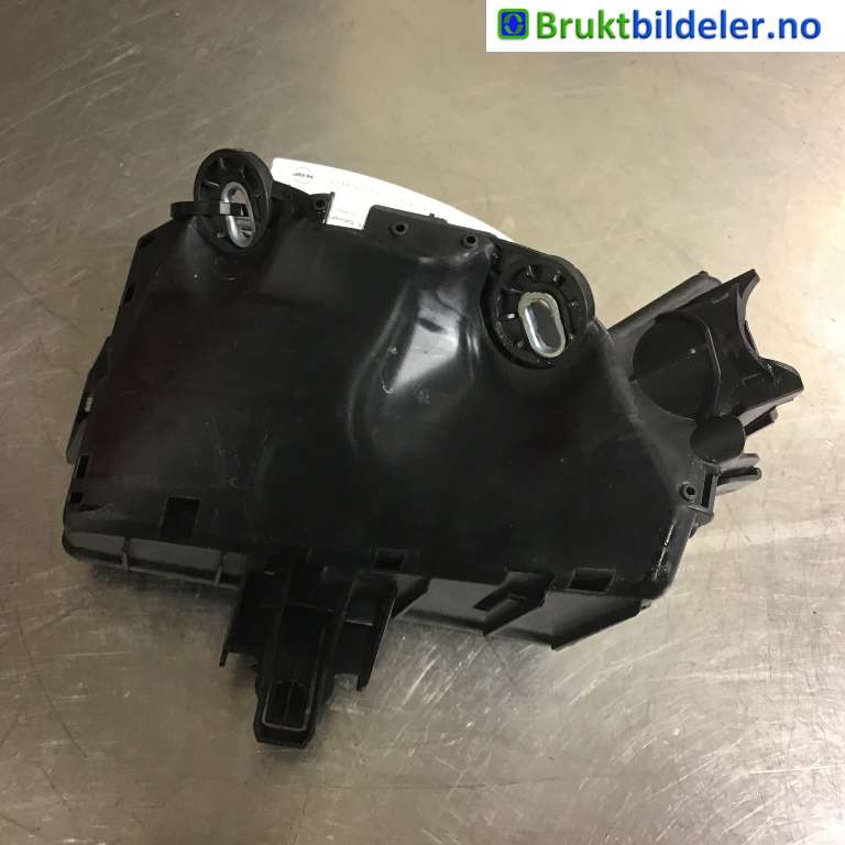 Sikringsboks til VW Passat 2015-2019 (Fase 1) (B8) (B8) (VOLKSWAGEN|5Q0 907 361 B|)