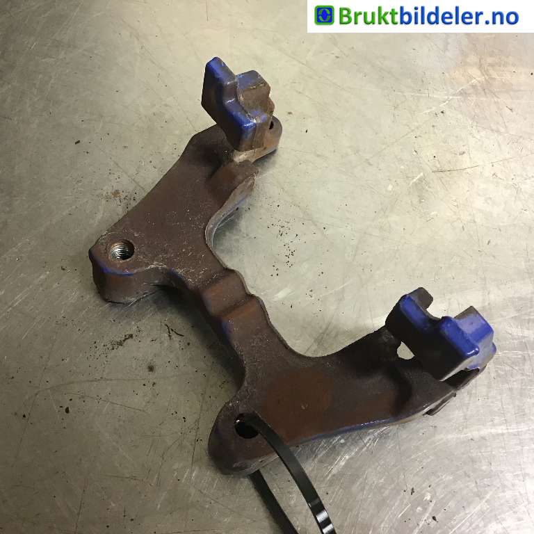 Bremsecaliper brakett til VW Passat 2015-2019 (Fase 1) (B8) (B8) (VOLKSWAGEN|3Q0 615 425|)