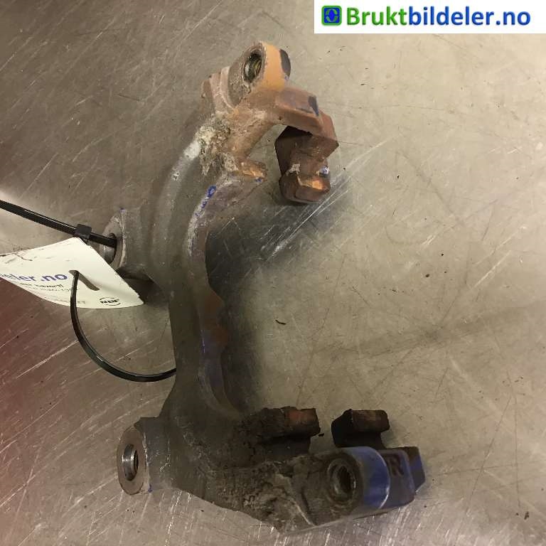 Bremsecaliper brakett til VW Passat 2015-2019 (Fase 1) (B8) (B8) (VOLKSWAGEN|3Q0 615 425|)