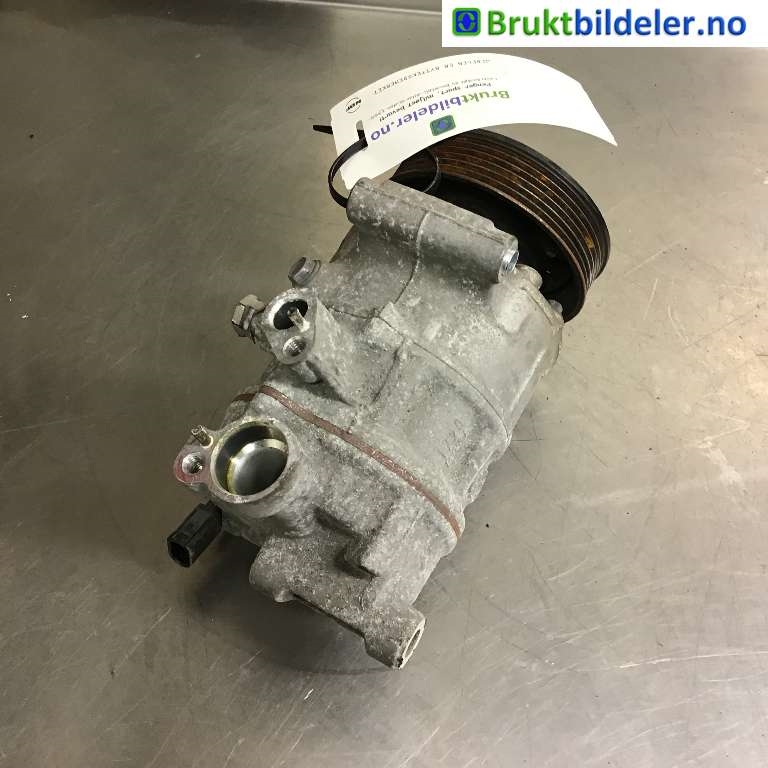 Aircondition kompressor til Škoda Octavia 2013-2016 (Type III, Fase 1)  (SKODA|5Q0 820 803 E|113890054B4|)