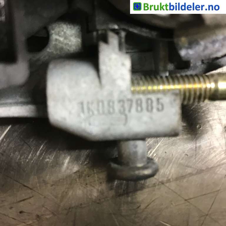 Dørhåndtak utv venstre til VW Golf V, Combi 2003-2008  (VOLKSWAGEN|1K0 837 885|)