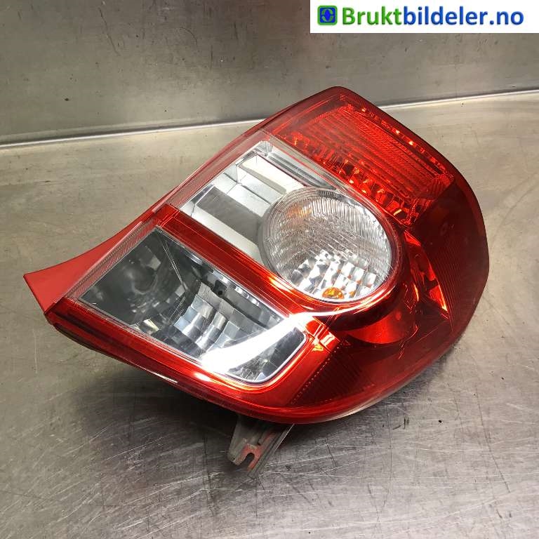 Baklykt høyre til Toyota Urban Cruiser, 2009-2014  (TOYOTA|81551-52670)
