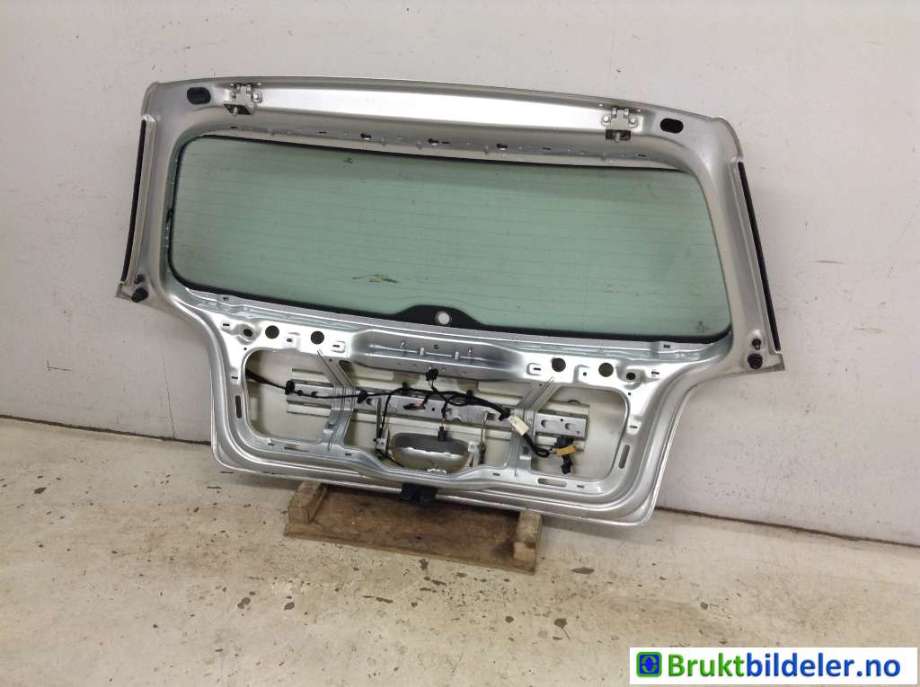 Bakluke combi til VW Polo 2005-2009 (Type IV, Fase 2)  (VOLKSWAGEN|6QE 827 025 E||6Q6 827 025 S)