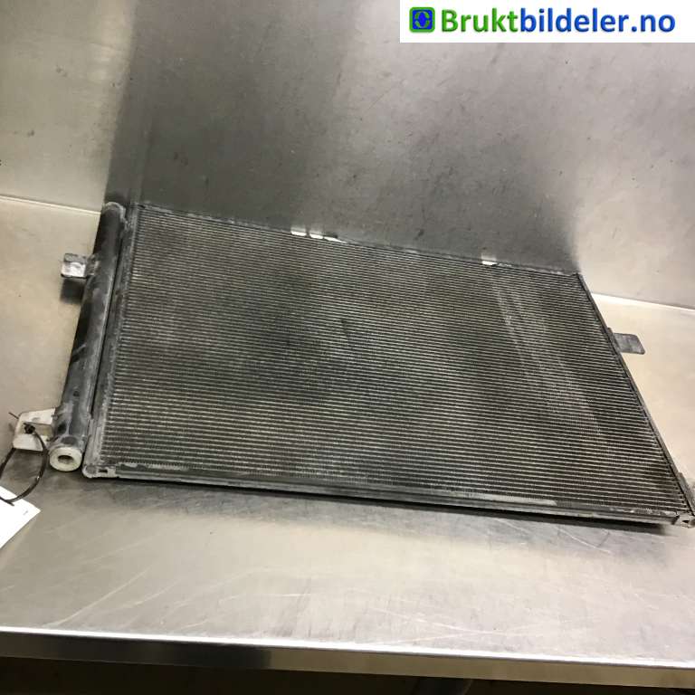 Aircondition radiator til VW Amarok 2010-2016 (Type I, Fase 1)  (VOLKSWAGEN|2H0 820 411|)