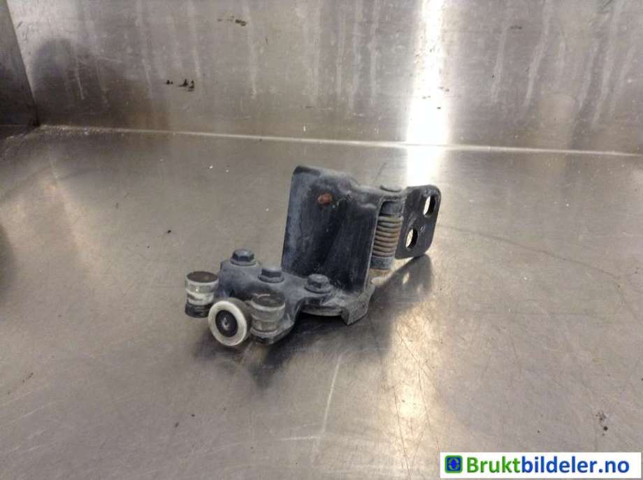 Diverse deler til Ford Transit Custom, 2013-2023 (Type I)  (FORD|BK21-V268K35-AG)
