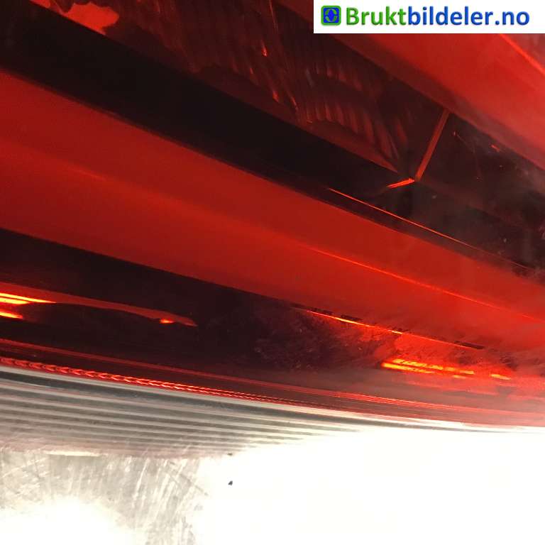 Baklykt venstre indre til Opel Astra K 2015-->> (OPEL|39032040|)