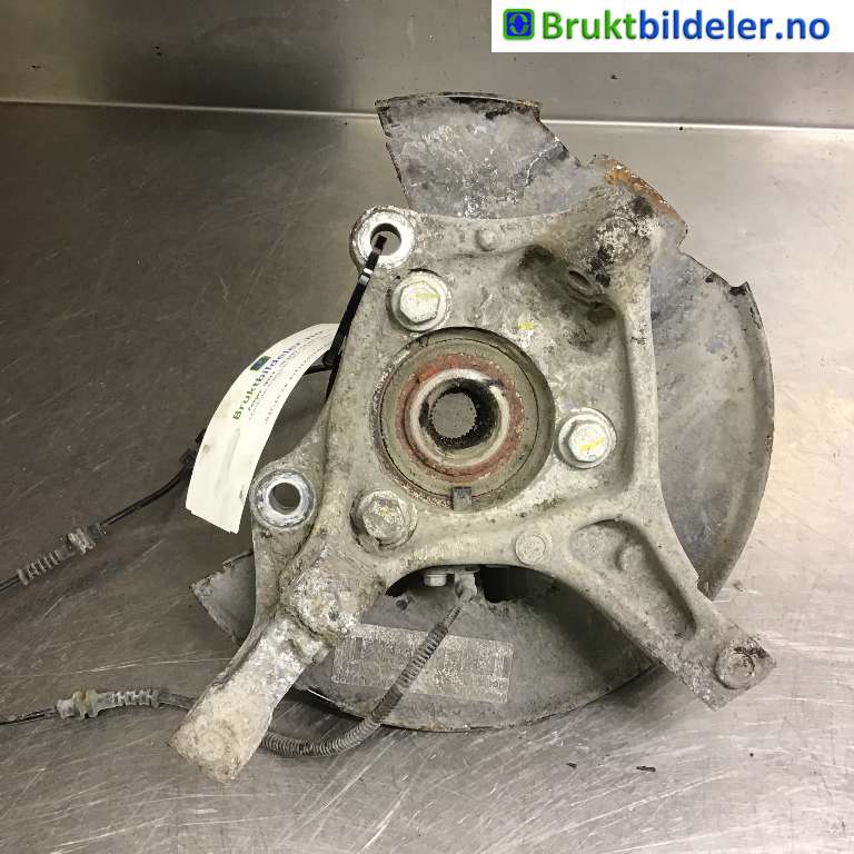 Hjulspindel venstre foran til Opel Astra K 2015-->>  (OPEL|39030299|)