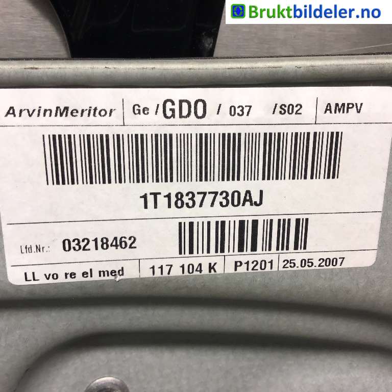 Ruteheis høyre foran til VW Touran 2007-2010 (Type I, Fase 2)  (VOLKSWAGEN|1T1 837 730 AJ|03218462|)