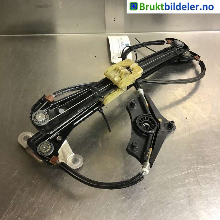 Ruteheis til VW e-Golf 2014-2017 (Fase 1)  (VOLKSWAGEN|5G4 837 461 H|122270|)