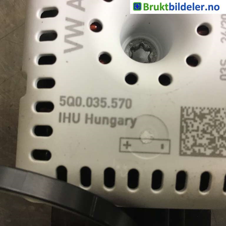 Bilstereo diverse til VW e-Golf 2014-2017 (Fase 1) (VOLKSWAGEN|5Q0 035 570|)