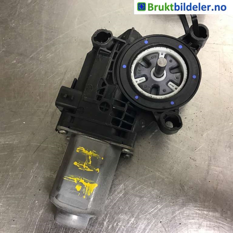 Ruteheis høyre foran til VW Amarok 2010-2016 (Type I, Fase 1) (VOLKSWAGEN|6R0 959 802 P|402324D|)