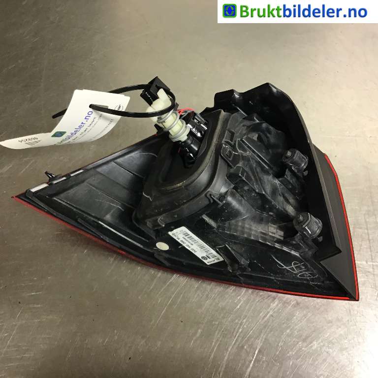 Baklykt høyre til VW Golf VII 2012-2017 (Fase 1)  (VOLKSWAGEN|5G0 945 096 M|90052058A|)