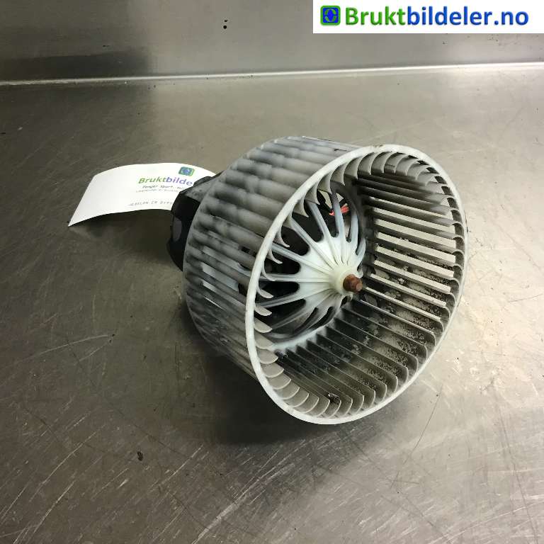 Varmeapparat motor til BMW 5-Serie 2010-2017 (F10/F11) (F10/F11) (BMW|64 11 9 242 607|)