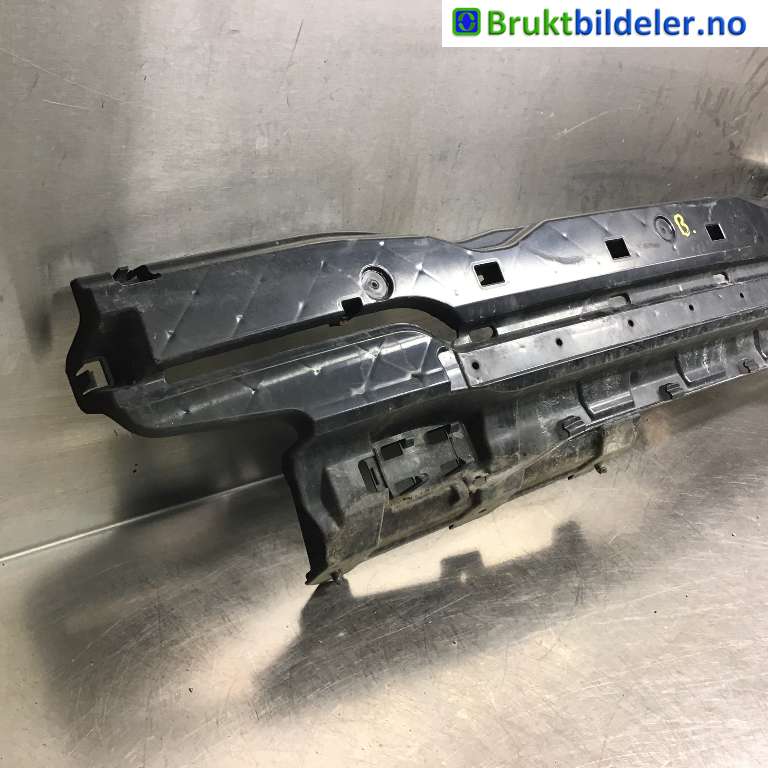 Karosseri bakpart til BMW 5-Serie, 2010-2017 (F10/F11) (F10/F11) (BMW|51 12 8 053 584)