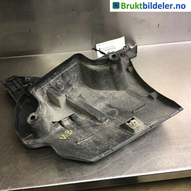 Diverse deler til BMW 5-Serie 2010-2017 (F10/F11) (F10/F11) (BMW|51 12 7 207 111|)
