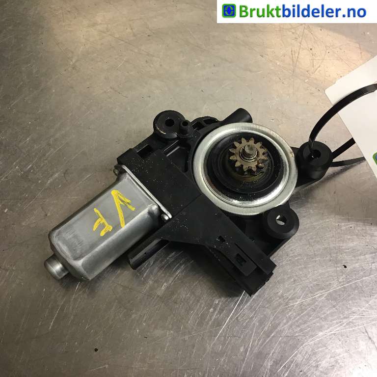 Ruteheis venstre foran til Volvo V70, 2007-2013 (Type III, Fase 1)  (VOLVO|30699645)