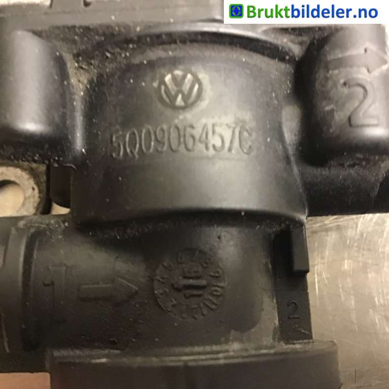 Diverse deler til VW e-Golf 2014-2017 (Fase 1)  (VOLKSWAGEN|5Q0 906 457 C|)