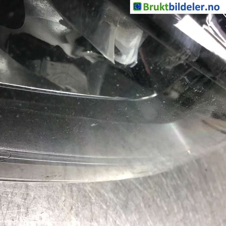 Tåkelykt venstre foran til VW Sharan 2010-->> (Type II) (VOLKSWAGEN|7N0 941 699|)