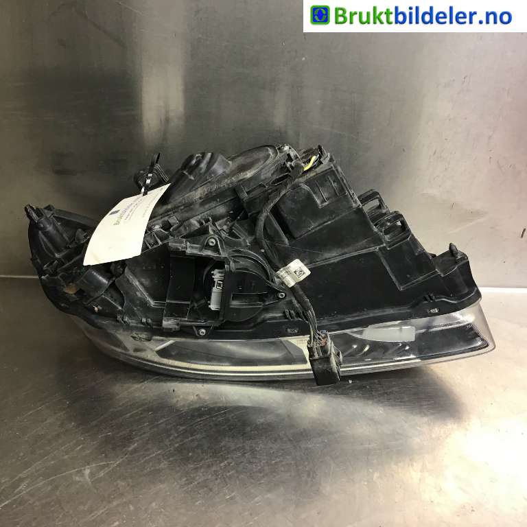 Frontlykt venstre xenon til Volvo S60 2014-2019 (Type II, Fase 2) (VOLVO|31420108|)