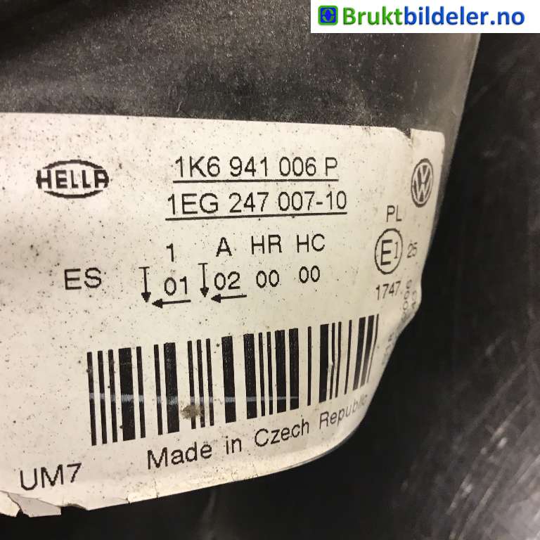 Frontlykt høyre halogen til VW Jetta 2005-2010  (VOLKSWAGEN|1K6 941 006 P|1EG 247 007-10|)