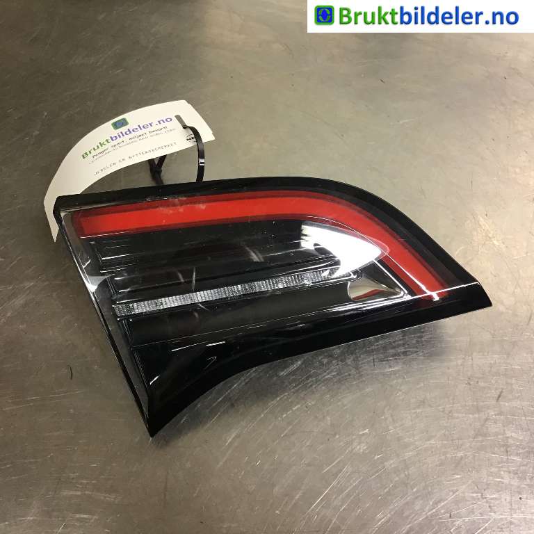 Baklykt venstre indre til Tesla Model 3, 2018-2023 (Fase 1)  (TESLA|1502088-00-B)