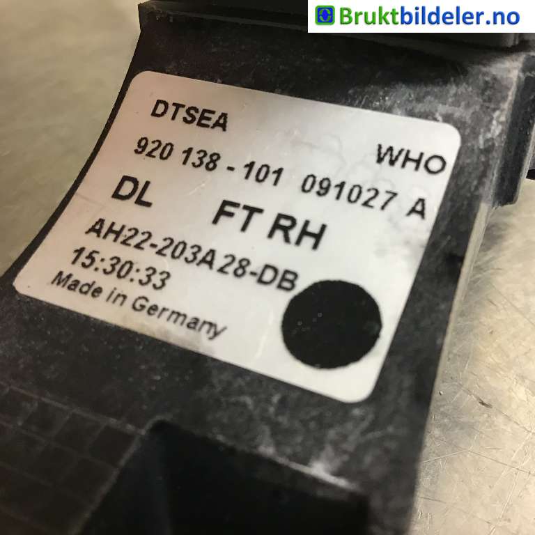 Dørhåndtak utv høyre til Land Rover Range Rover Sport 2005-2013  (LAND-ROVER|LR018297|920 138-101|AH22206A28DB)