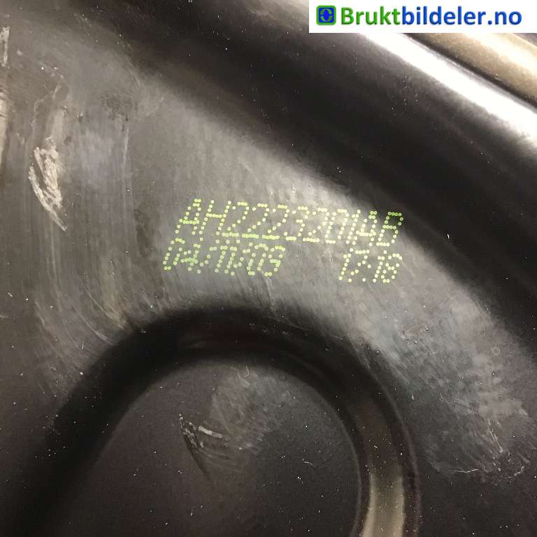 Ruteheis til Land Rover Range Rover Sport 2005-2013  (LAND-ROVER|LR013867|994730|AH2223201AB)
