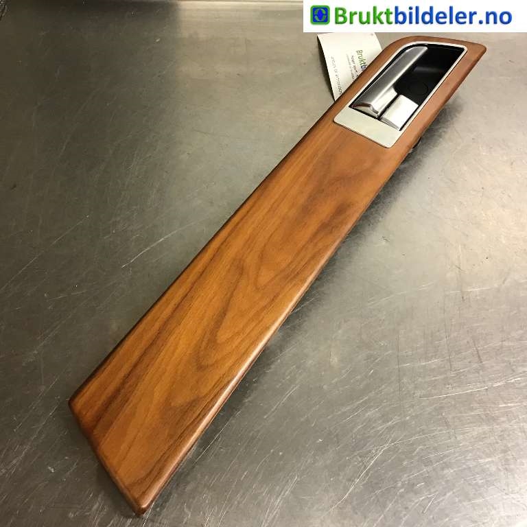 Dørhåndtak inv høyre bak til Land Rover Range Rover Sport 2005-2013 (LAND-ROVER|LR020244||AH2222600BB)