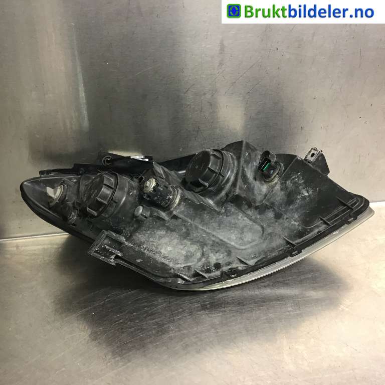 Frontlykt venstre halogen til Hyundai i30 2007-2012 (Type I)  (Hyundai I30|92101-2R000|1EL 010 146-01|)