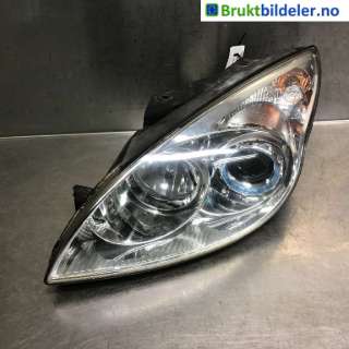 Frontlykt venstre halogen til Hyundai i30,   (HYUNDAI|92101-2L120)