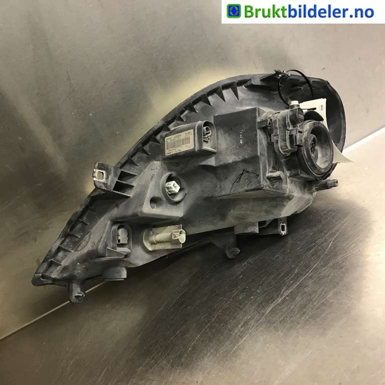 Frontlykt høyre halogen til Opel Vivaro A 2006-2014  (OPEL|93859830|89313980|8200701356)