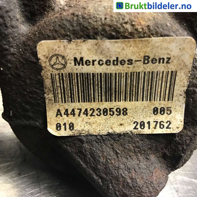 Bremsecaliper venstre bak til Mercedes Vito 2014-->> (W447) (W447) (MERCEDES-BENZ VITO 119CDI|A 447 423 05 98|)