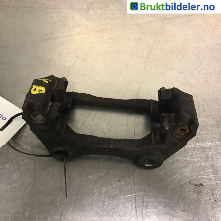 Bremsecaliper brakett til Mercedes Vito 2014-->> (W447) (W447) (MERCEDES-BENZ VITO 119CDI|A 447 420 03 15|)