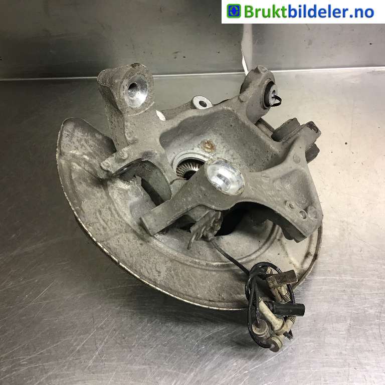 Hjulspindel venstre bak til BMW 5-Serie 2017-->> (G30/G31) (G30/G31) (BMW 530E IPERFORMANCE|33 30 6 866 335|)