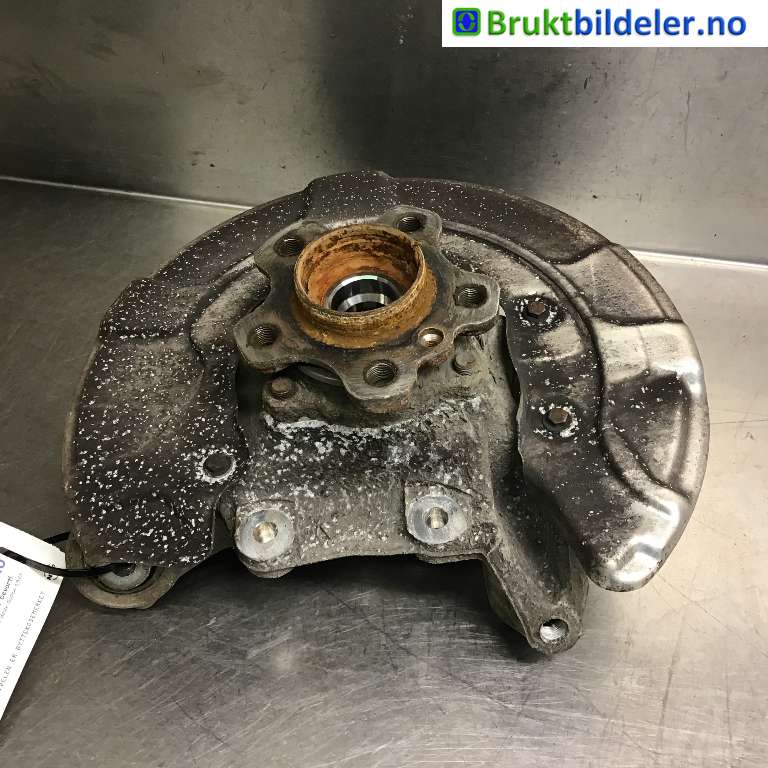 Hjulspindel høyre bak til BMW 5-Serie, 2017-->> (G30/G31) (G30/G31) (BMW 530E IPERFORMANCE|33 30 6 866 336)