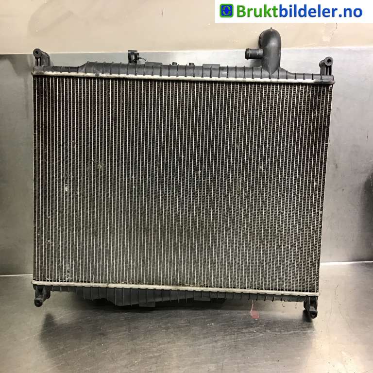 Radiator (automat gir) til Land Rover Range Rover Sport 2005-2013  (LAND-ROVER|LR015561|L25951 T5 MY10|AH328005BA)