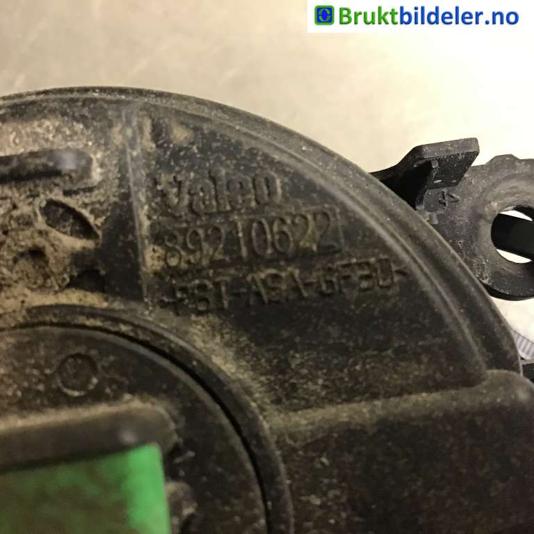Tåkelykt venstre foran til Land Rover Range Rover Sport 2005-2013 (LAND-ROVER|LR001587|89207191|6H5215K201AA)