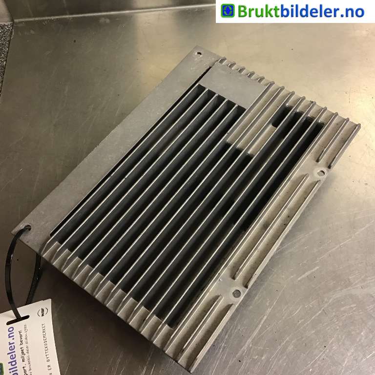 Bilstereo forsterker til Land Rover Range Rover Sport 2005-2013  (LAND-ROVER|XQK500210|AUD2C/XQK500210|8H3219C164AA)