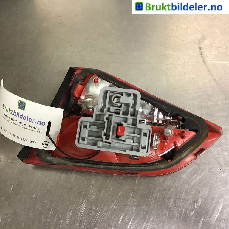Baklykt venstre indre til Audi A4 2007-2014 (Type IV) (B8) (B8) (AUDI|8K9 945 093|)