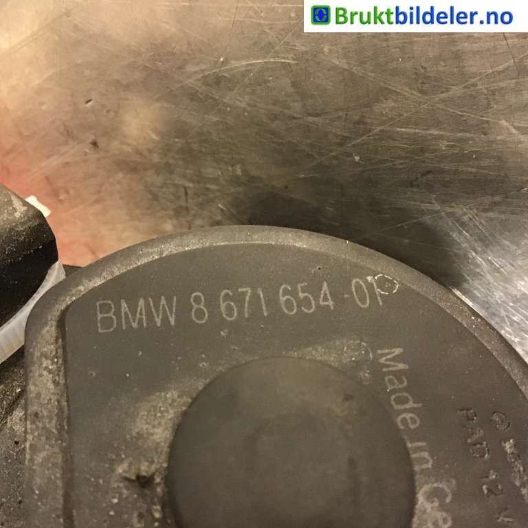 Sirkulasjonspumpe til BMW 3-Serie 2018-->> (G20) (G20) (BMW|11 51 8 671 654|)