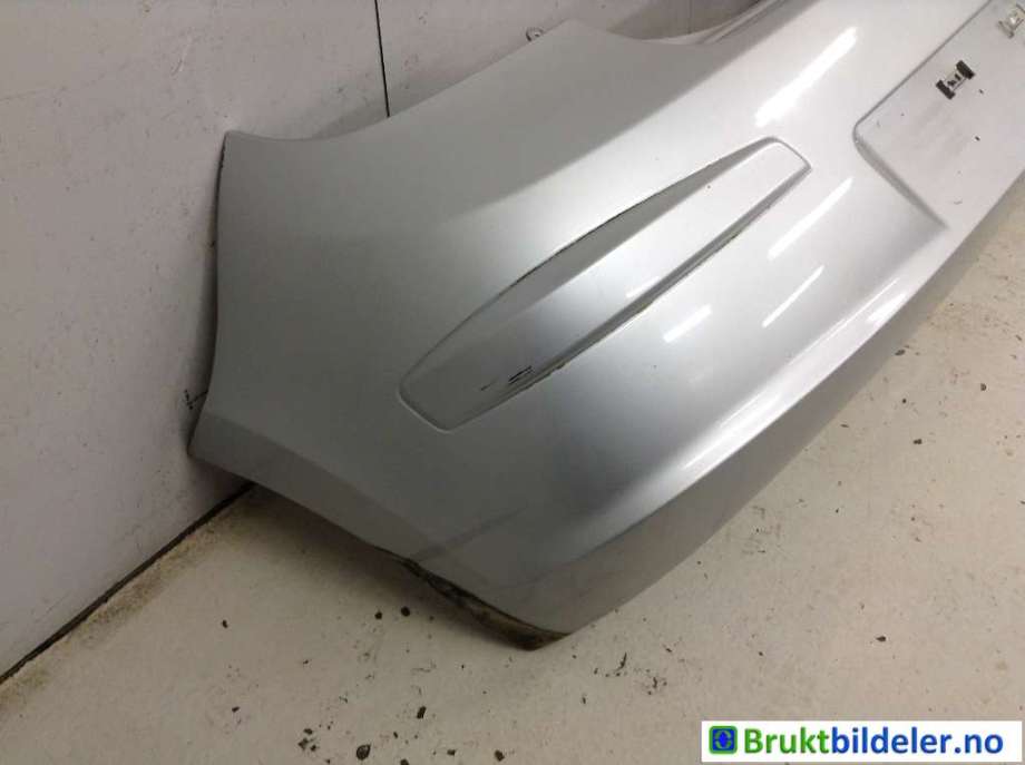 Støtfanger bak til Hyundai i30 2007-2012 (Type I) (HYUNDAI|86611 2L020|)