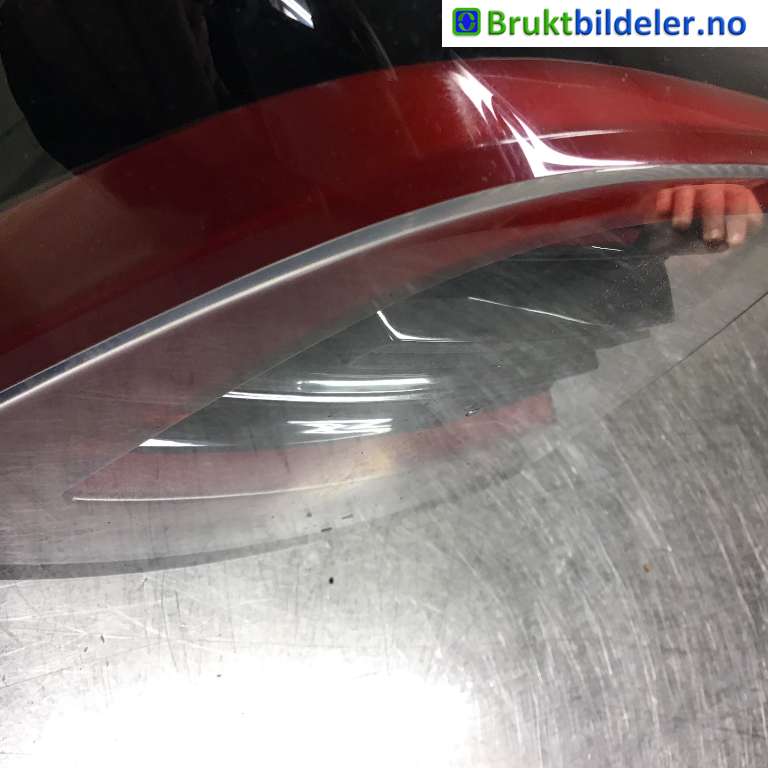 Baklykt venstre til Tesla Model Y 2021-2024 (Type I)  (1502086-99-D|2SD 2715 015 341-83|)