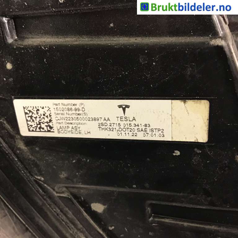 Baklykt venstre til Tesla Model Y 2021-2024 (Type I)  (1502086-99-D|2SD 2715 015 341-83|)