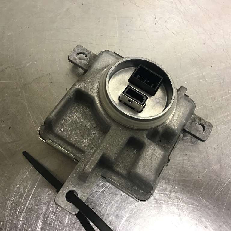 Styreenhet xenon/ballast til Volvo V40, 2012-2019  (VOLVO|)
