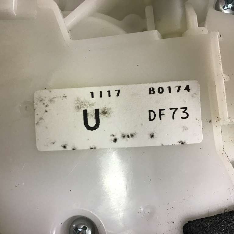 Låsekasse høyre foran til Mazda 2 2011-2014 (Type II, Fase 2)  (MAZDA|DF73-58-310C|1117 B0174|)