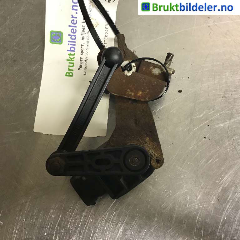 Sensor nivå til BMW 1-Serie 2011-2015 (Fase 1) (F20/F21) (F20/F21) (BMW|37 14 6 860 843-01|)