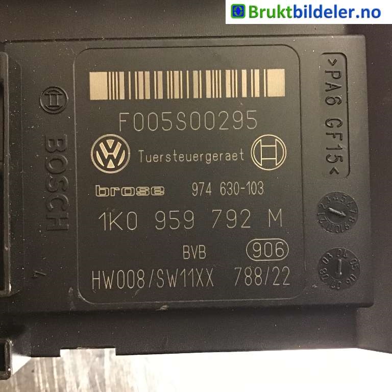 Ruteheis høyre foran til VW Golf V, Combi 2003-2008  (VOLKSWAGEN|1K5 837 402 AJ|973567-351|1K0 959 792 M)